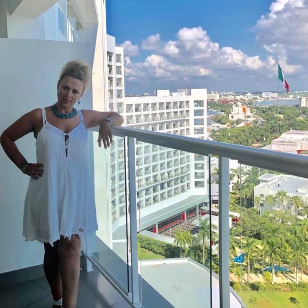 Meet your Posher, Keta